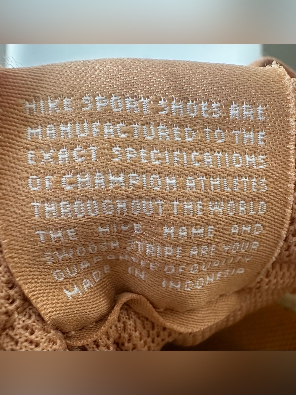 Nike Low-Top Suede Sneakers in Tan and Cream - Picture 6 of 7